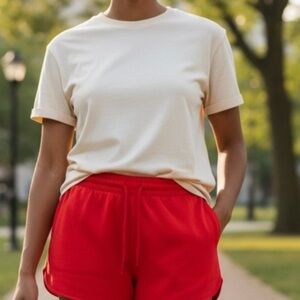 Aritzia TNA Cozy Fleece Shorts